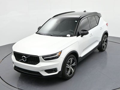 2020 Volvo XC40 T4 FWD R-Design