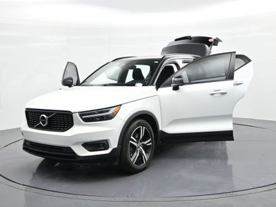 2020 Volvo XC40 T4 FWD R-Design