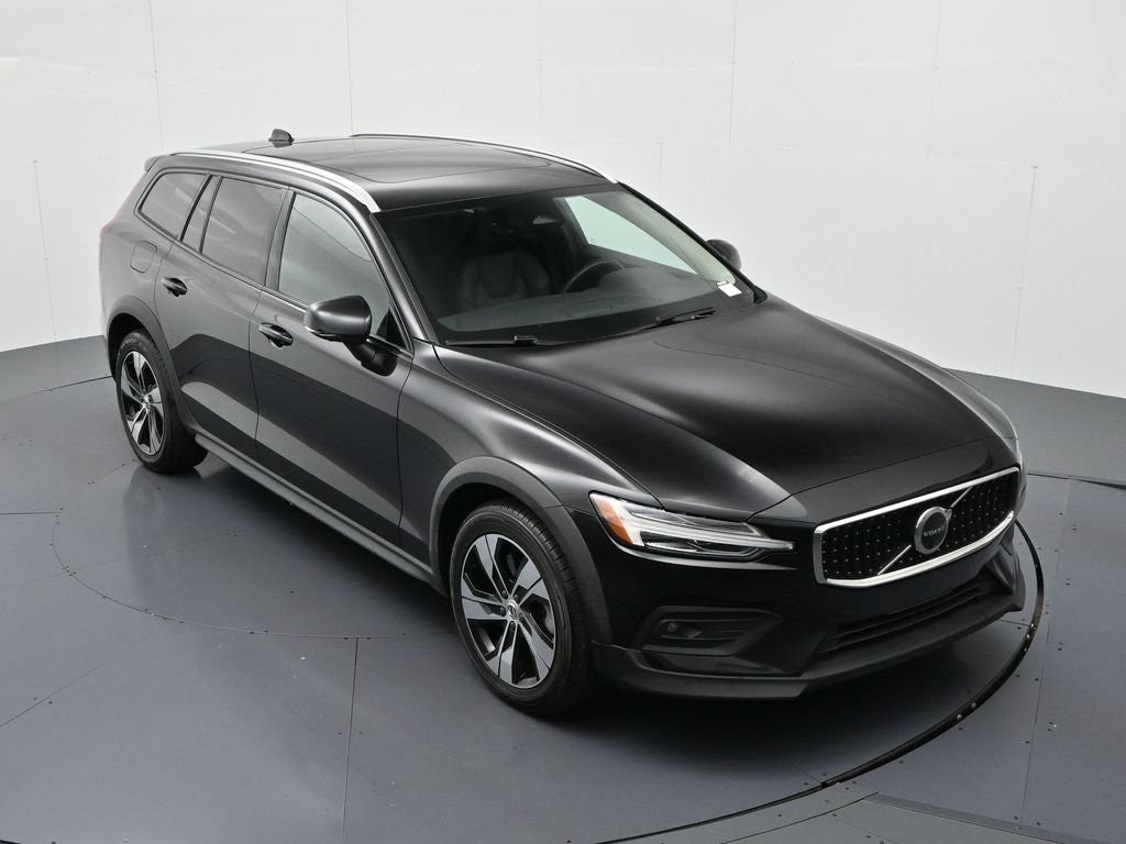 2024 Volvo V60 Cross Country B5 AWD Plus