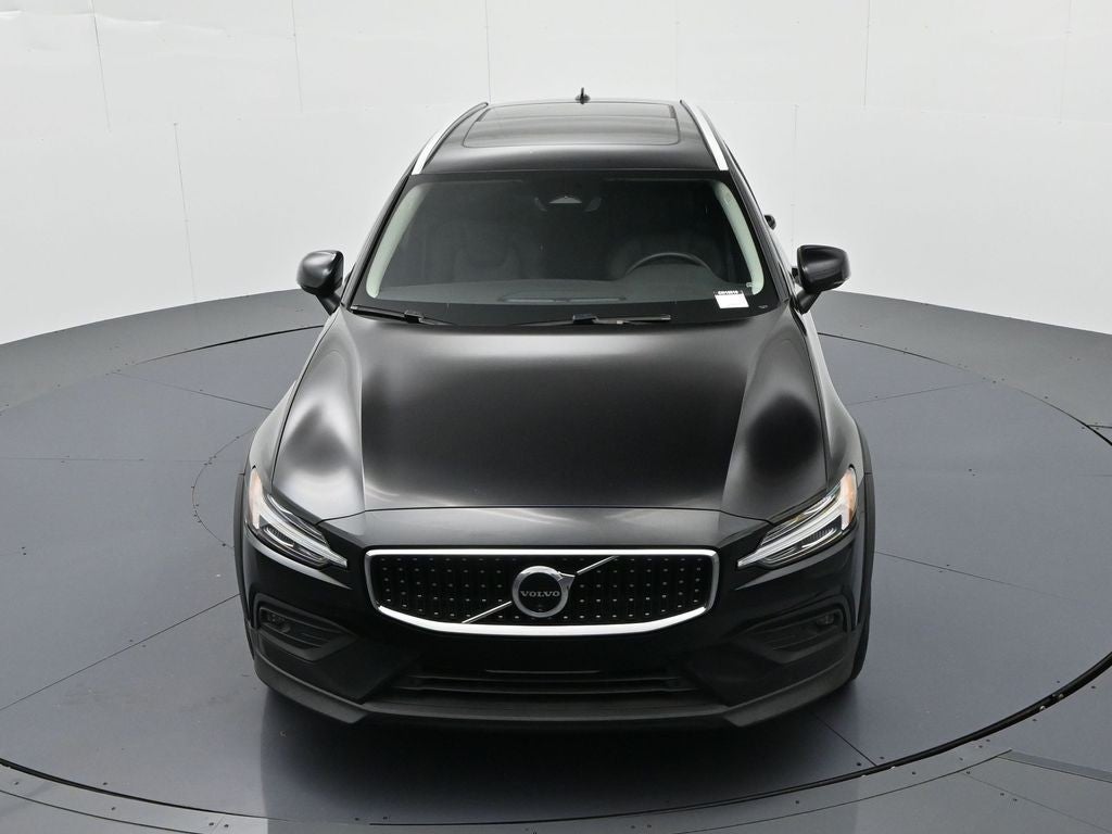 2024 Volvo V60 Cross Country B5 AWD Plus