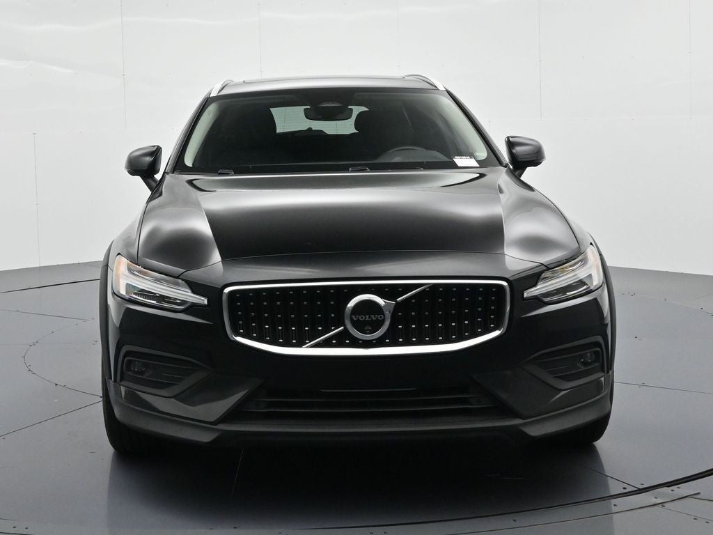 2024 Volvo V60 Cross Country B5 AWD Plus