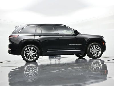 2023 Jeep Grand Cherokee Summit
