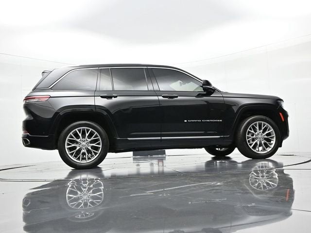 2023 Jeep Grand Cherokee Summit