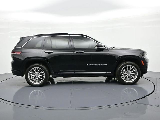2023 Jeep Grand Cherokee Summit