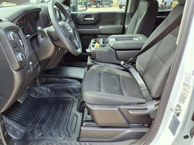 2025 GMC Sierra 3500 HD Chassis Cab Pro