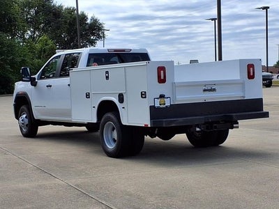 2025 GMC Sierra 3500 HD Chassis Cab Pro