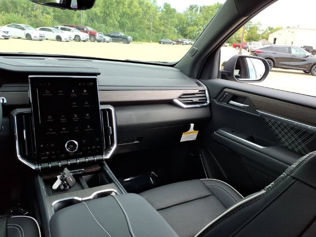 2027 GMC Acadia Denali