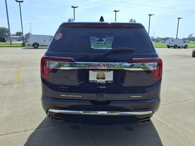 2023 GMC Acadia Denali