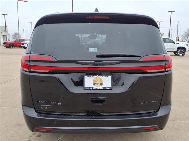 2025 Chrysler Pacifica Limited