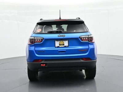 2025 Jeep Compass Trailhawk
