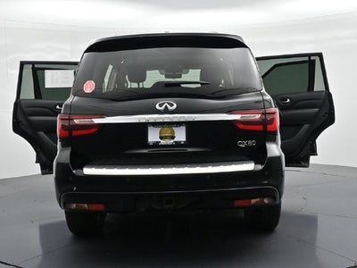 2022 INFINITI QX80 LUXE