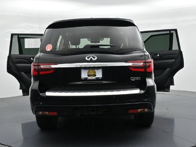 2022 INFINITI QX80 LUXE