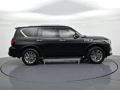2022 INFINITI QX80 LUXE