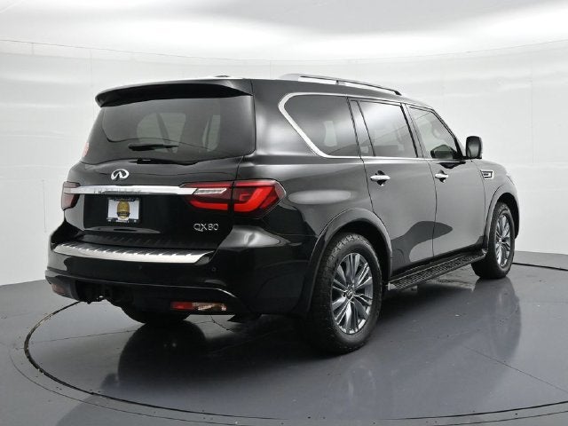 2022 INFINITI QX80 LUXE