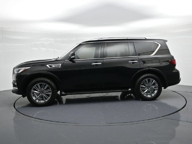 2022 INFINITI QX80 LUXE